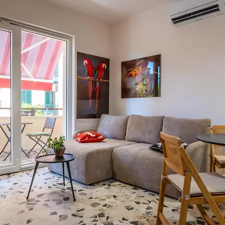 And Luxury Apartman *